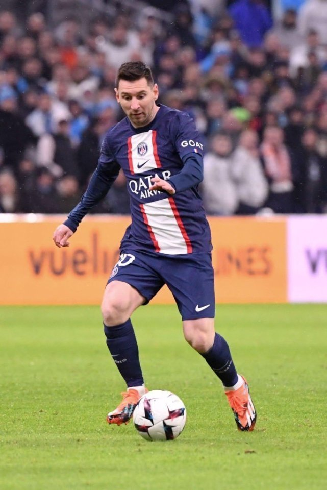 开云体育-里程碑夜！深圳男篮绝杀压哨，法甲今晚刷纪录，赛场秩序良好，控场能力受关注