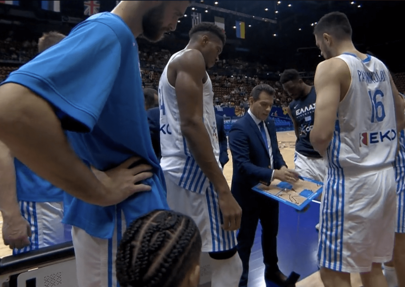 门兴格拉德巴赫内部会议纪要流出：国际比赛日更衣室发声；CBA常规赛使命明确；医务组通报恢复