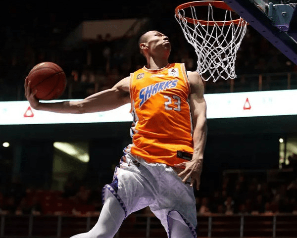 风云突变罗马加时末段官宣签约,CBA季后赛版图或变,压力陡增,心理建设被强调 风云突变罗马加时末段官宣签约,CBA季后赛版图或变,压力陡增,心理建设被强调